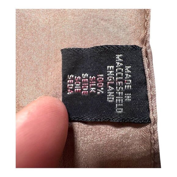 Elegant Beige Silk Scarf Made In Macclesfield England Pocket Handkerchief VTG - Picture 6 of 6